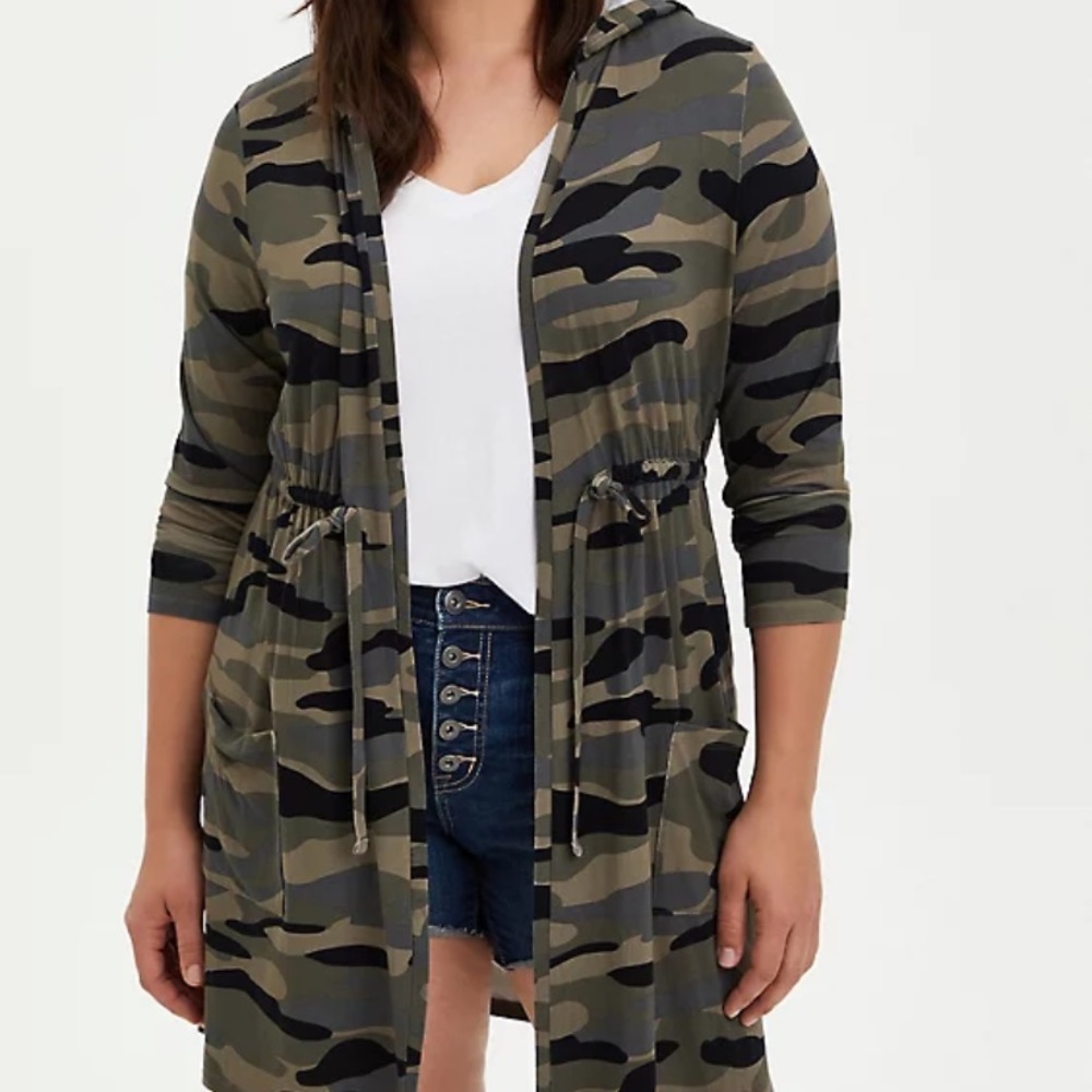 NWT TORRID ANORAK HOODIE - SUPER SOFT CAMO OLIVE